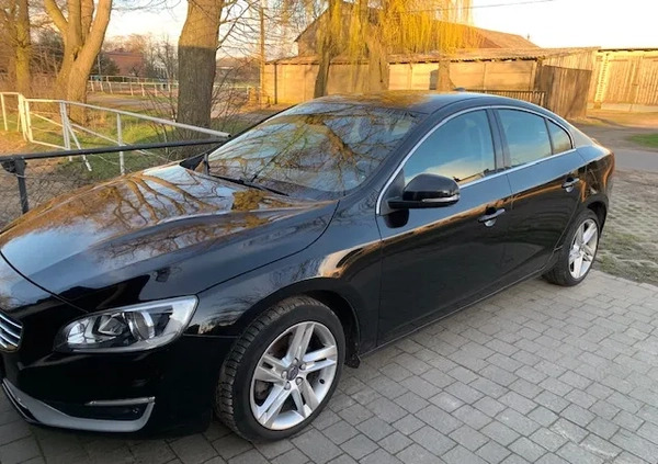 Volvo S60 cena 49000 przebieg: 117000, rok produkcji 2016 z Błaszki małe 106